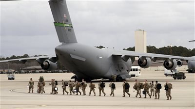 أمريكا تسحب قواتها من مواقع في أنحاء الشرق الأوسط