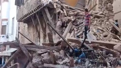 دون وقوع ضحايا.. انهيار عقار مكون من 4 طوابق بالإسكندرية | بث مباشر 