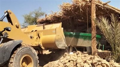 تستهلك كميات كبيرة من الكهرباء.. حملة مكبرة لإزالة طواحين الذهب غير المرخصة بصحراء حجازة في قنا