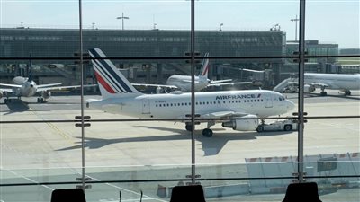 فرنسا: إخلاء 6 مطارات بعد تهديدات باعتداءات