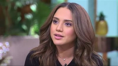 مش عارفين سبب النزيف.. تفاصيل خضوع رنا رئيس لعملية استكشافية