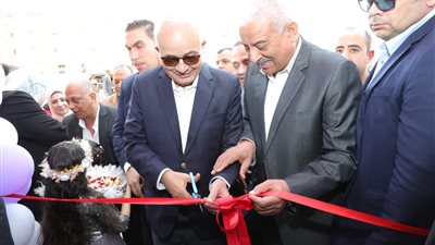 بواقع 168 فصلا.. وزير التعليم ومحافظ السويس يفتتحان عددًا من المدارس