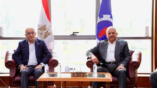 وصول وزير التعليم