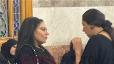 سامي مغاوري وإيمان السيد وسلوى محمد علي وخالد جلال يقدمون واجب العزاء في الفنانة سهام عبد السلام