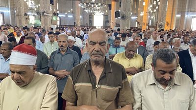 أبناء الإسكندرية يؤدون صلاة الغائب على أرواح شهداء فلسطين في 5 مساجد | صور