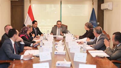 مجلس إدارة الرعاية الصحية يوافق على مشروع قرار حوافز إضافية للعاملين بالمناطق النائية