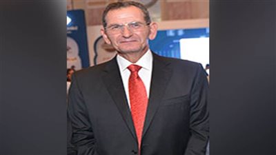 شيخ الأزهر ينعى مستشار رئيس الجمهورية للشؤون المالية اللواء محمد أمين