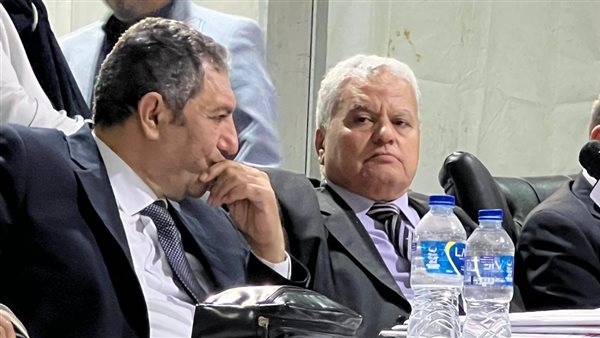 اللجنة المشرفة على