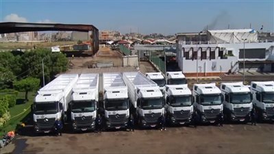 دعم منظومة النظافة في الإسكندرية بـ 12 تريلا جديدة قيمتها 65 مليون جنيه 