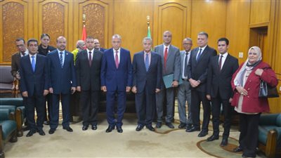 محافظ القليوبية يوقع بروتوكول تعاون لإنشاء فرع لمكتبة مصر العامة بشبرا الخيمة 