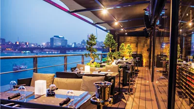 سجلهم صوت وصورة.. مالك شركة بست فودز يروي تفاصيل طلب مسؤولين رشوة مقابل تقرير بـ10 ملايين جنيه| خاص