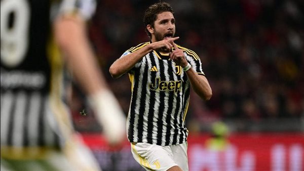 مانويل لوكاتيلي لاعب