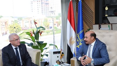 محافظ أسوان يستقبل سفير أذربيجان لبحث سبل التعاون المشترك