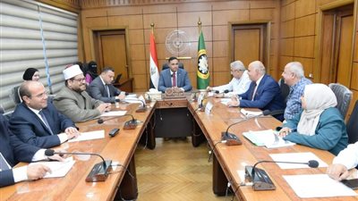 محافظ الدقهلية يوجه بسرعة بإنشاء قاعدة بيانات بعدد السكان وأكثر المراكز زيادة سكانية