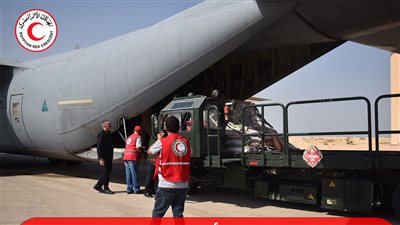 مطار العريش يستقبل 3 طائرات مساعدات من الكويت والسعودية وقطر لنقلها إلى غزة