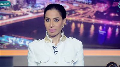 بسمة وهبة تناشد الجهات الأمنية بالحفاظ على سلامة السيدة سميحة من ابنها وتتقدم ببلاغ ضده على الهواء