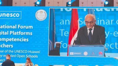 حجازي: التعليم الرقمي أصبح ضرورة حتمية ولا بد من تغيير مستقبل التعليم