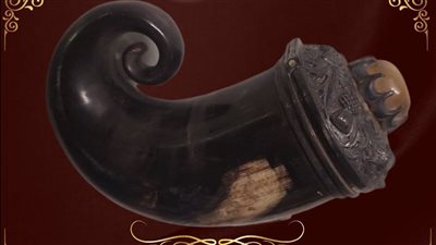 متحف قصر المنيل يعلن عن عرض قطعة أثرية لـ قرن غزال مجوف بغطاء من الفضة 