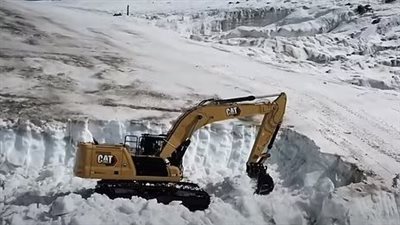 بسبب سرقة الثلوج.. بطولة العالم للتزلج بجبال الألب تتعرض لانتقادات