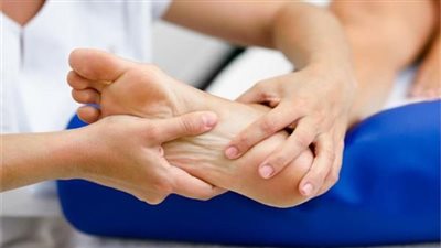 أعراض الإصابة بمرض الشرايين المحيطية والفئات الأكثر عرضة