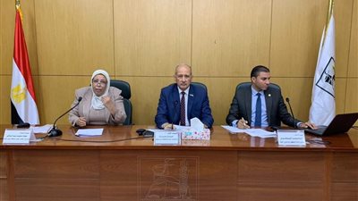 السكرتير العام ببني سويف يتابع مستجدات ملف القضية السكانية 