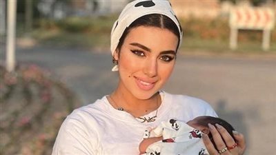 بعد 10 أشهر حبس.. إخلاء سبيل البلوجر هدير عاطف وتجديد حبس طليقها بلال فاروق | بث مباشر