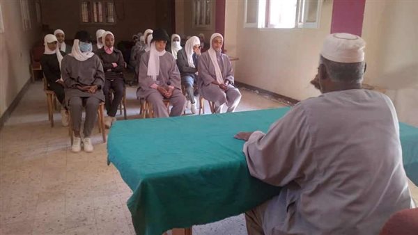 محاضرة بقصر الثقافة