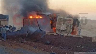 إصابة 4 أشخاص إثر تصادم سيارتين أعلى الطريق الصحراوي بمحافظة القاهرة 