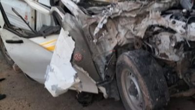 مصرع 3 أشخاص في تصادم سيارتي نقل بالطريق الإقليمي الكريمات - السخنة |صور 