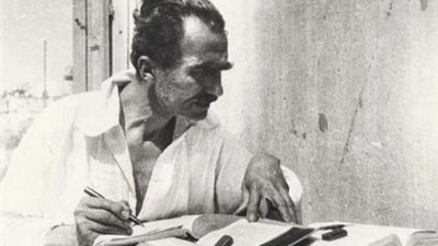 في ذكرى وفاة نيكوس كازنتزاكيس.. قصة كاتب عالمي لم يحصل على نوبل