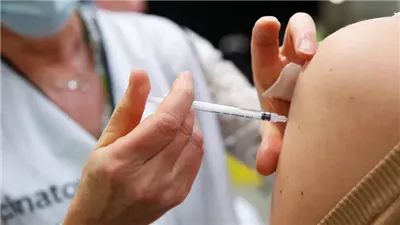 لقاح الفيروس التنفسي المخلوي يظهر حماية للبالغين من سن 50 لـ 59 عام