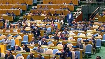  عدد كبير من السفراء العرب والمسلمين يغادرون قاعة جمعية الأمم المتحدة مع بدء كلمة مندوب الاحتلال الإسرائيلي