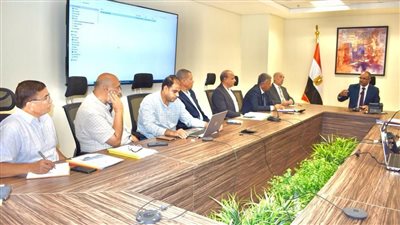 نائب وزير الإسكان يبحث الحلول المقترحة للتغلب على السيول والأمطار والظروف المفاجئة