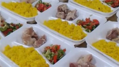 مطبخ الخير.. أم سعيد 3 سنين في تقديم الوجبات لـ مرضى السرطان: بنجهز 1000 وجبة في اليوم | بث مباشر