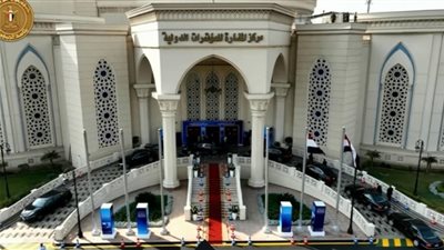 اتحاد الصناعات يطلب من الرئيس السيسي إنشاء 100 مدرسة تكنولوجيا تطبيقية كل عام