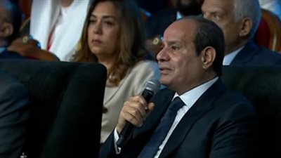 السيسي: أنشأنا مناطق صناعية على مستوى الجمهورية.. ليه الناس بتقبل على الأماكن القريبة من القاهرة بس؟