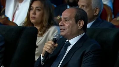 السيسي: عاوز أقول لشبابنا وولادنا اللي خايفين متقلقوش.. اشتغلوا وشوفوا شغلكم