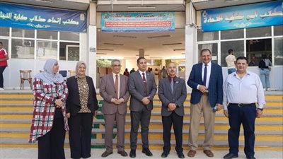 رئيس جامعة أسيوط: تجهيز مراكز التدريب بأحدث أجهزة العرض والحواسب الذكية لإكساب المتدربين مهارات التحول الرقمي