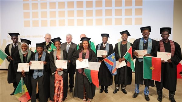 جانب من حفل التخرج 