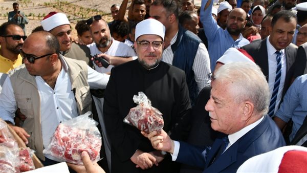 الأوقاف توزع 2 طن