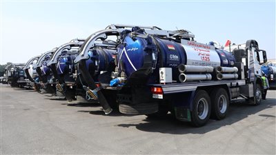 محافظ القاهرة يتفقد اصطفاف المعدات الهندسية والمركبات لمواجهة الأزمات 