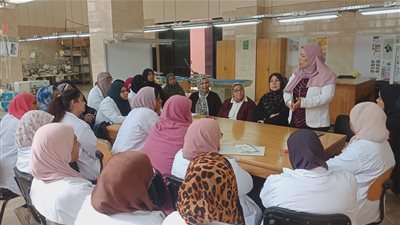 لتوفير مناخ آمن.. العمل تنظم ندوة توعية بأحكام قانون العمل بالإسماعيلية