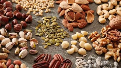 5 أنواع من المكسرات والبذور لتقوية المناعة خلال فصل الشتاء