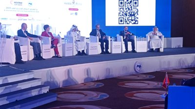 مسؤول يكشف دوافع استحواذ الصندوق السيادي السعودي على أكبر شركة حديد بالمملكة