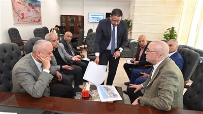 وزير الإسكان يجتمع بـ مسئولي جهاز العلمين الجديدة للمرة الثالثة في أقل من شهر