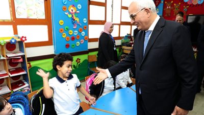 وزير التعليم ومحافظ كفر الشيخ يتفقدان عددا من المدارس ويفتتحان المدرسة الرسمية الدولية