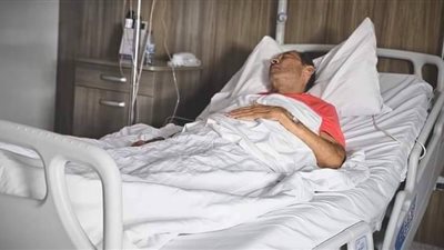 مصاب بالسرطان.. أزهري: من نشر صورة الدكتور هاني الناظر بالعناية المركزة آثم