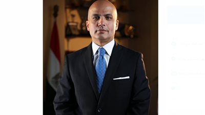 رئيس جامعة عين شمس يصدر قرارات جديدة بشأن التعيينات