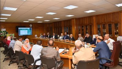 توفير طاقم طبي ورعاية صحية للطلاب.. قرارات تضمنها اجتماع لجنة إدارة جامعة أسيوط الأهلية