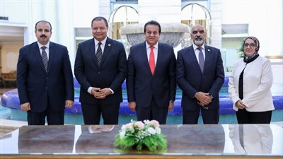 وزير الصحة يشهد توقيع عدد من بروتوكولات التعاون مع الهيئة العامة للاعتماد والرقابة الصحية